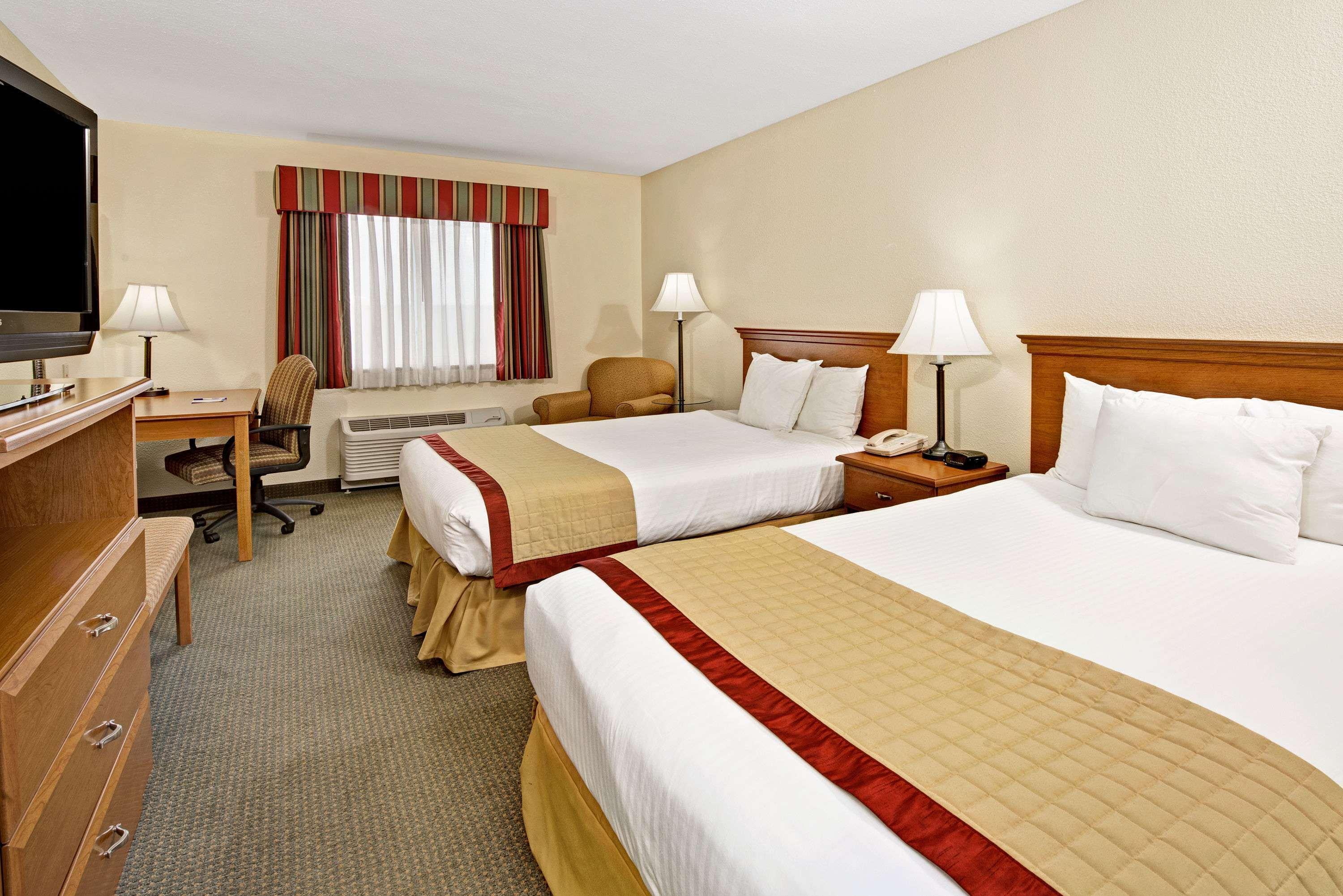 Hotel Baymont By Wyndham Indianapolis Extérieur photo