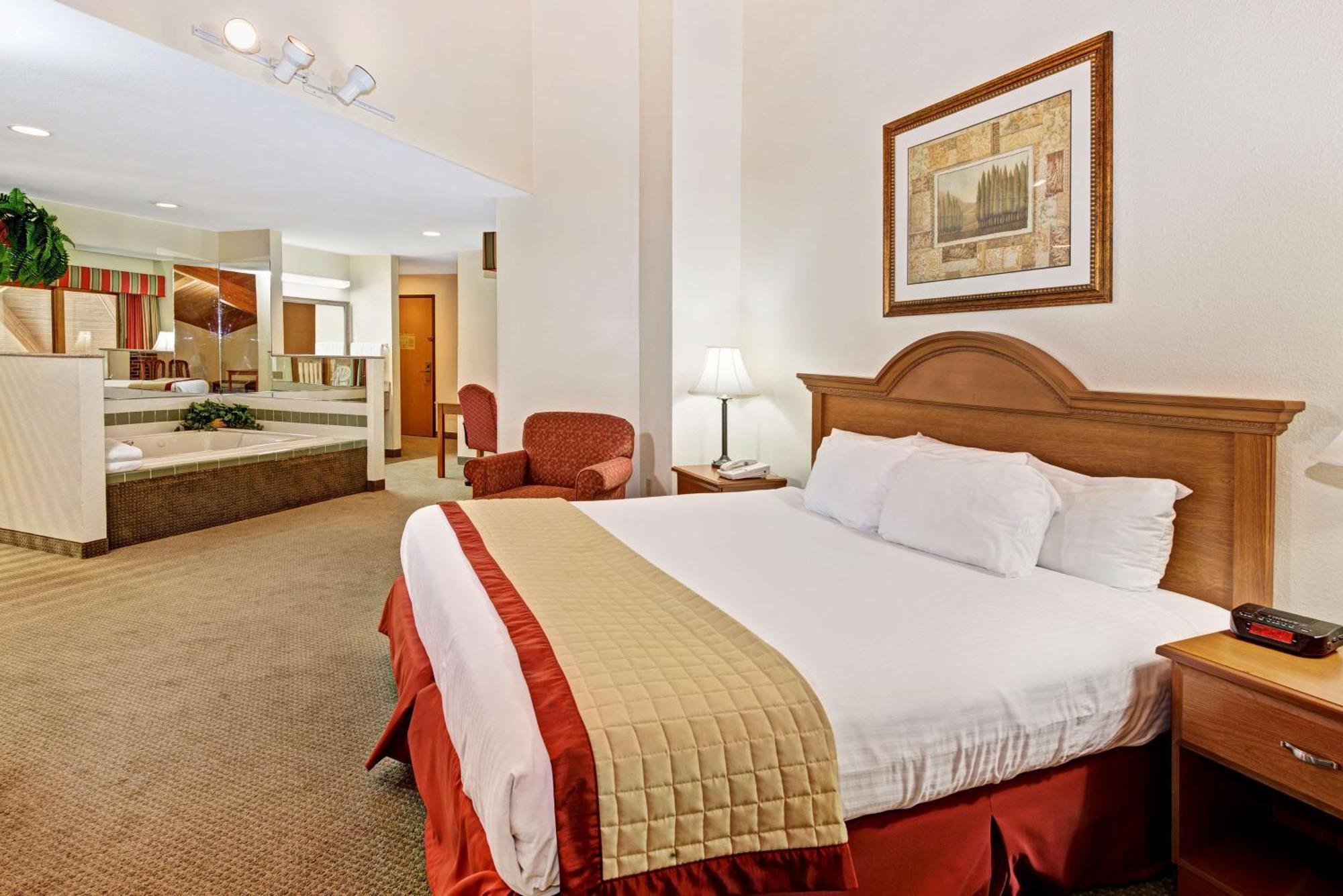 Hotel Baymont By Wyndham Indianapolis Extérieur photo