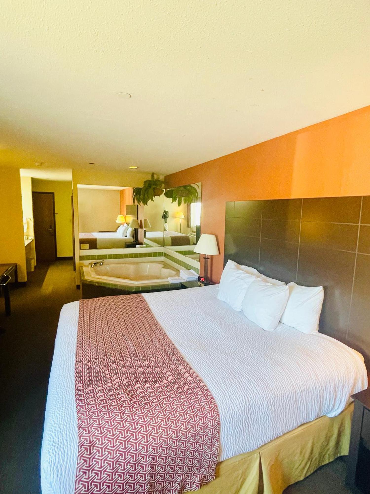 Hotel Baymont By Wyndham Indianapolis Extérieur photo